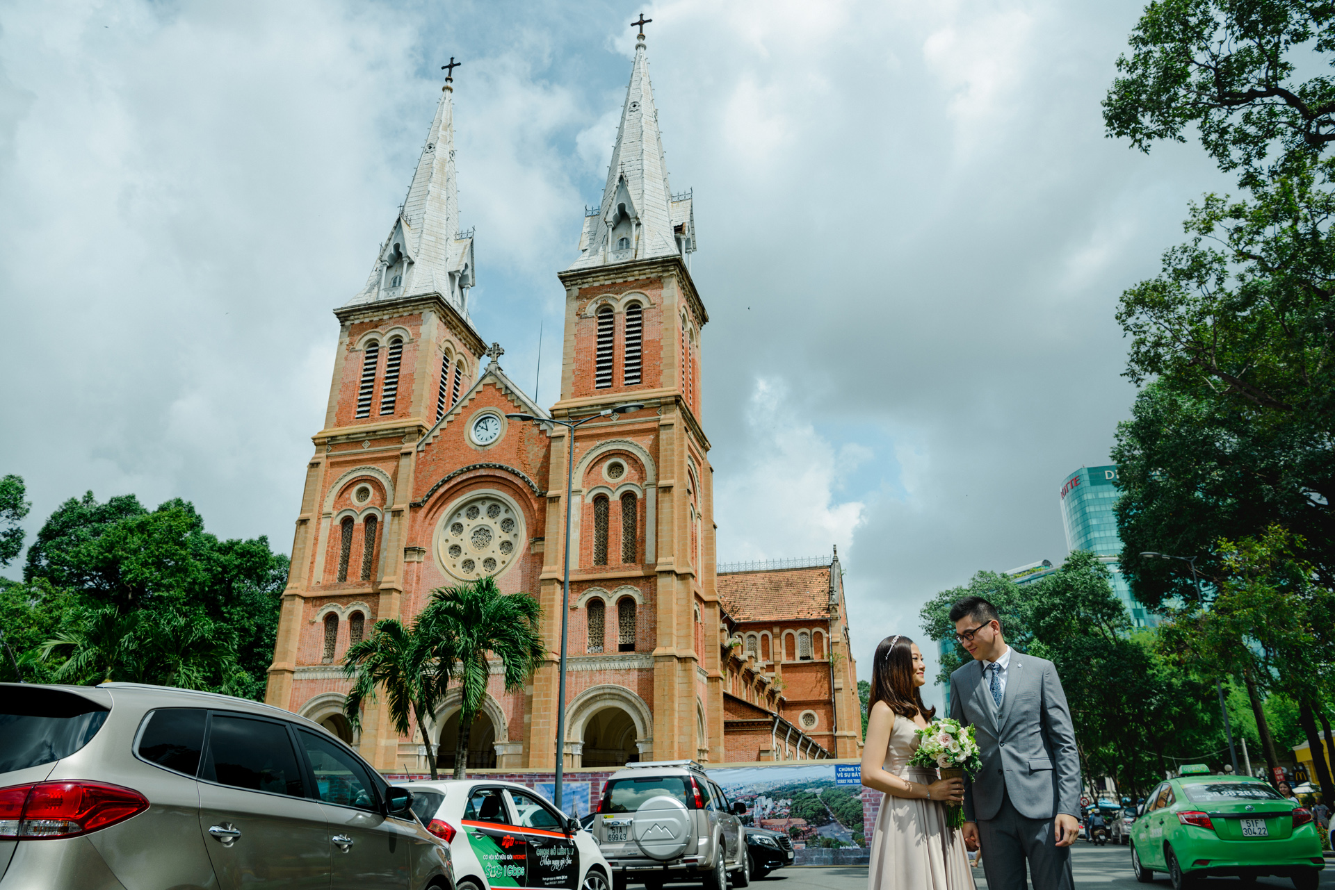 Vietnam Wedding Photographer,Vietnam Wedding Film,Chụp Hình Cưới,Quay Phim Cưới,Universal Colors,Sắc Màu Vũ Trụ,Family Photos,Fine Art, Beauty of Truth,Duc Linh wedding photographer,HDR Crystal Galaxy,Luxury Fairy Films & Photos,Elegant Posing