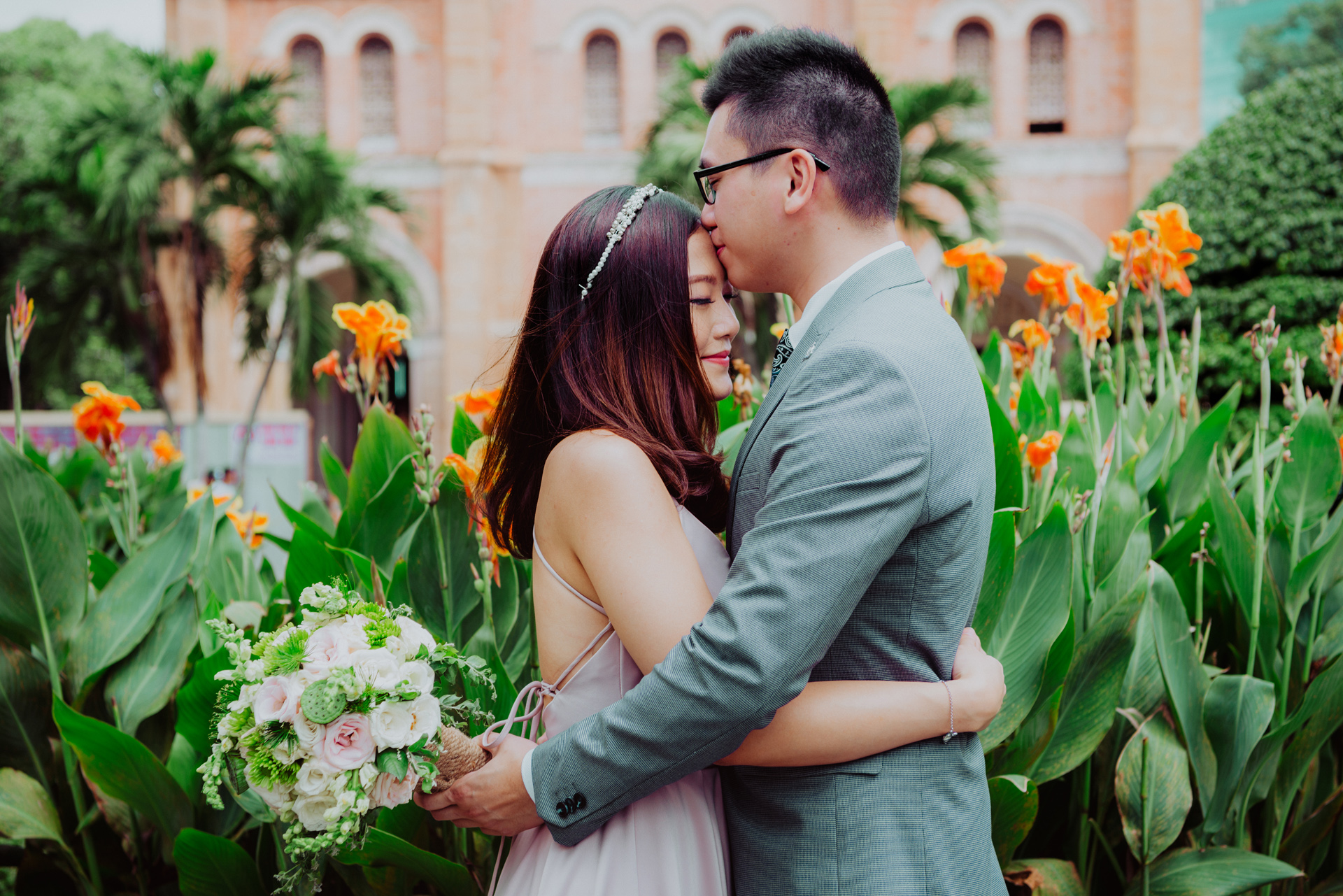 Vietnam Wedding Photographer,Vietnam Wedding Film,Chụp Hình Cưới,Quay Phim Cưới,Universal Colors,Sắc Màu Vũ Trụ,Family Photos,Fine Art, Beauty of Truth,Duc Linh wedding photographer,HDR Crystal Galaxy,Luxury Fairy Films & Photos,Elegant Posing